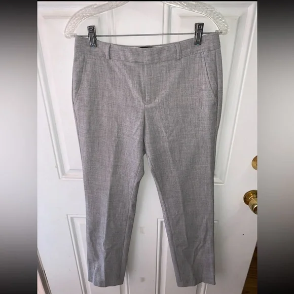 green emerald velvet dress Banana Republic Womens Slim Fit Mid Rise Ryan Straight Leg Pants, Heather  Grey, 6 : Amazon.ca: Clothing, Shoes & Accessories